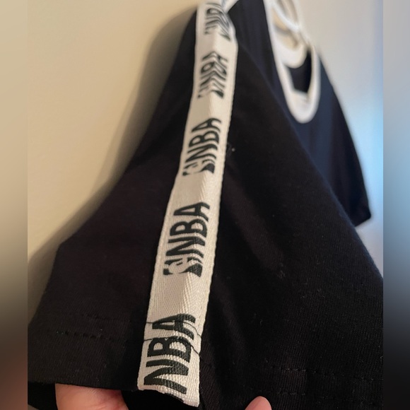 NBA Lifestyle Shirt | Women’s XL - Picture 1 of 5